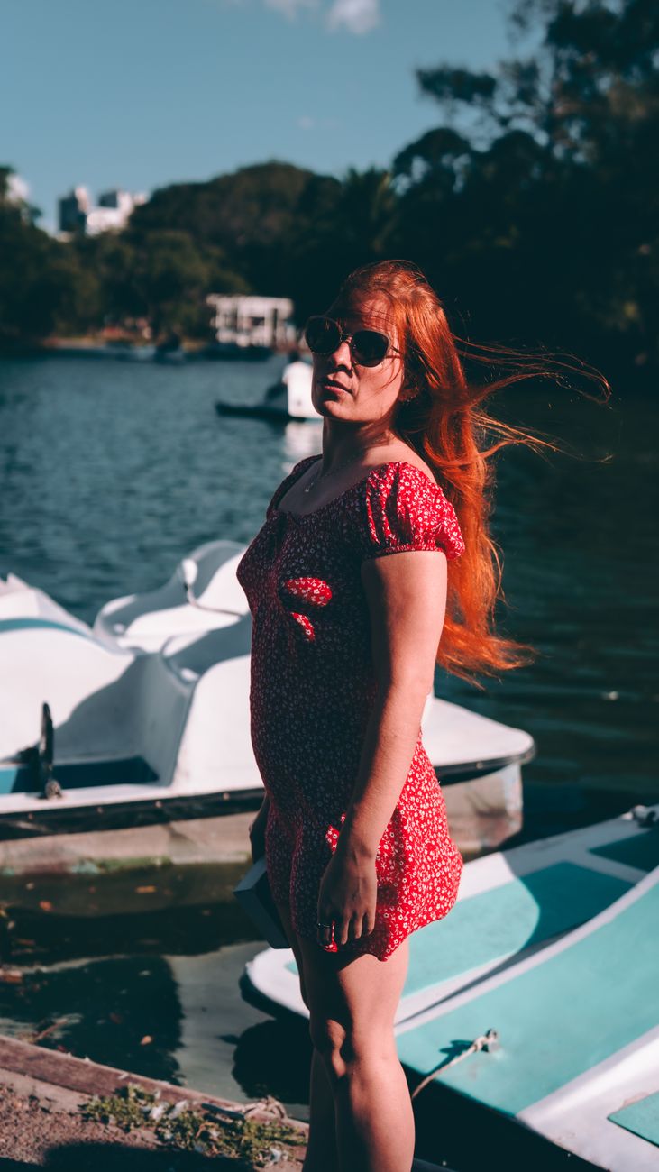 Como se vestir bem no calor: guia pr&aacute;tico para criar looks frescos e elegantes